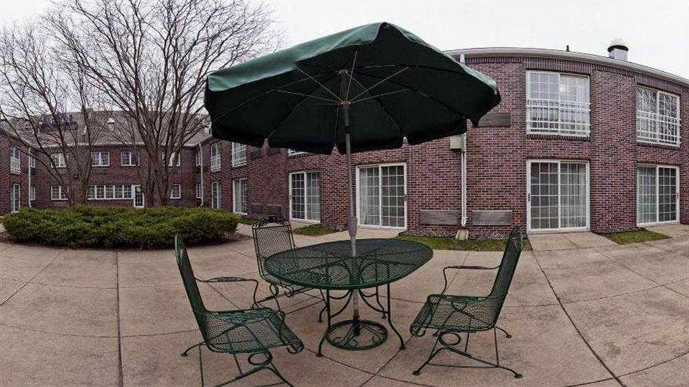 Holiday Inn Express Des Moines-At Drake University, An Ihg Hotel Buitenkant foto