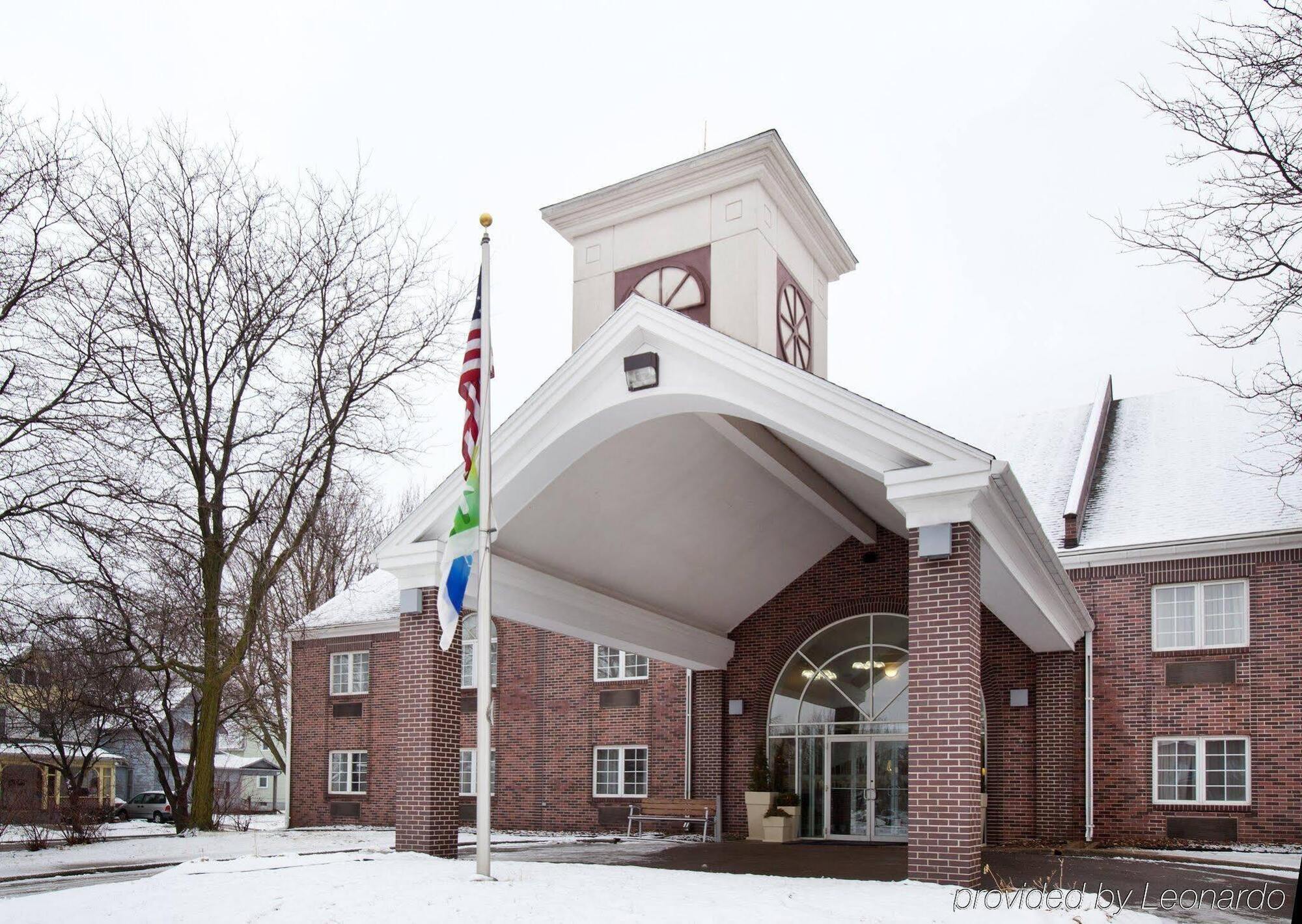 Holiday Inn Express Des Moines-At Drake University, An Ihg Hotel Buitenkant foto